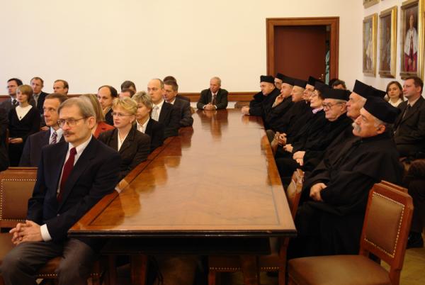 Promocje doktorskie 7927.jpg
